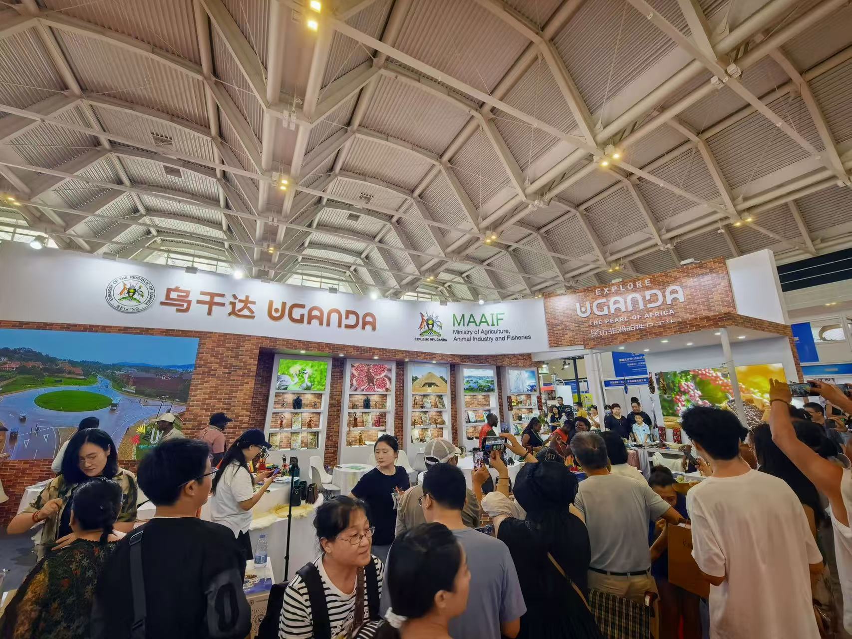 Uganda Courts Chinese Investors at Tianjin Coffee Expo, Deepening Trade and Investment Partnership